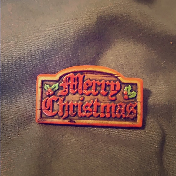 Vintage Hallmark Christmas Brooch - Picture 1 of 1